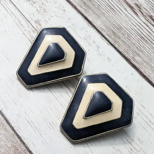 Vintage Clip On Earrings Cream & Navy