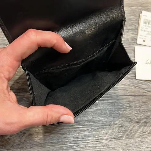 Salvatore Ferragamo Ferragamo Vara Bifold Wallet Gold ($550) ✨ professionally cleaned and relined ✨