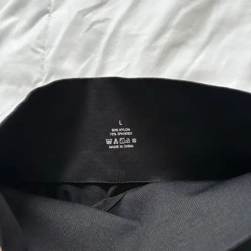 Womens Size Large High Waisted Seamless Black Shorts Activewear Nylon Spandex