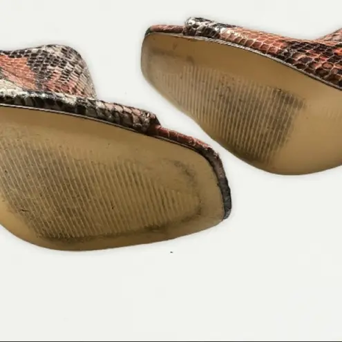 Bandolino Leather Sole Snake Print Slingback Sandal 6.5M