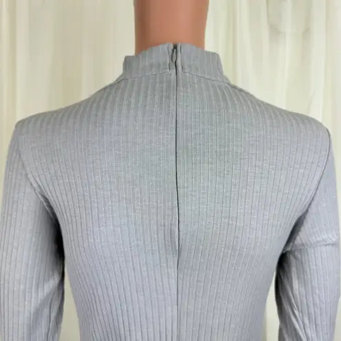 Women's Long Sleeve Deep V