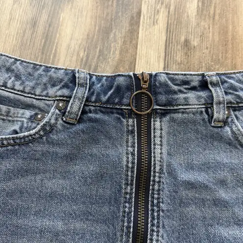 We The Free  by Free People Blue Zip-Front Distressed Denim Mini Skirt Size 25