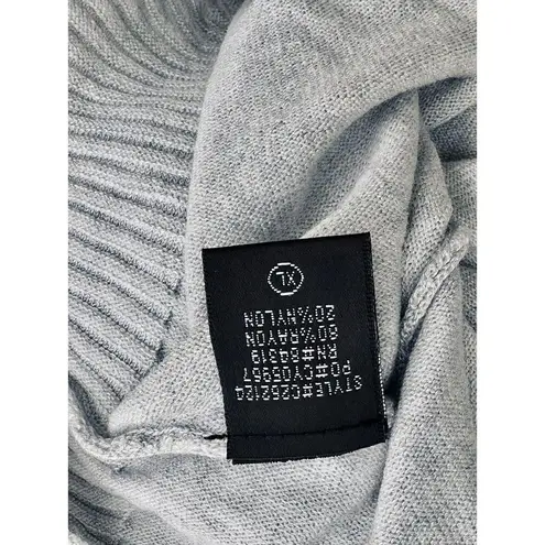 Cyrus NWT Light Gray Hoodie Sweater Size XL