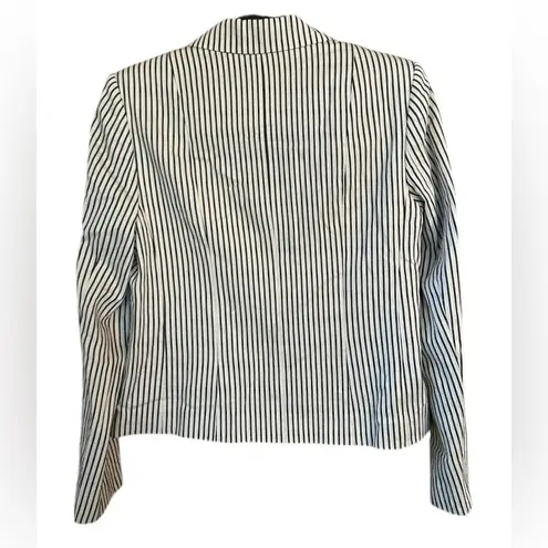 Perry Ellis Women's Striped Blazer Black and White 100% Cotton. Size 6 EUC