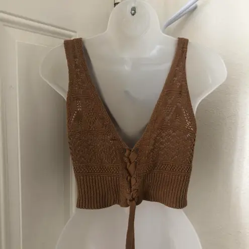Brown crochet knit crop top sleeveless v halter neck earthy artsy boho hippie Size M