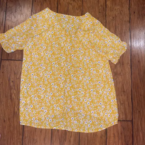 West Kei Yellow Floral Blouse button up short sleeve top shirt woman’s Large