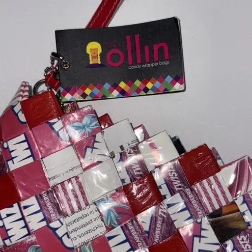 Vintage 90s Y2K Twizzler Cherry Berry Strawberry Candy Wrapper Zip Purse NWT