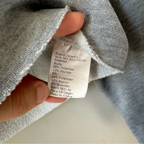 Amazhiyu Heather Gray Cropped Sweatshirt Pullover Sweater Fleece Crop Crew Sz M Size M