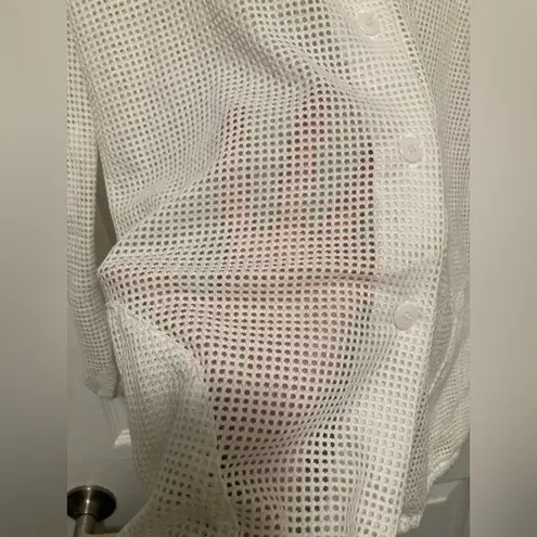 Blueprint White Sheer Mesh Button