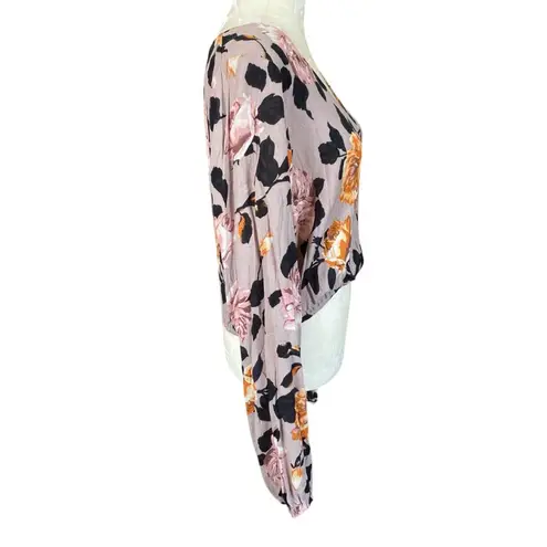 Gypsies & Moondust women's size XL mauve floral long sleeve v-neck crop top