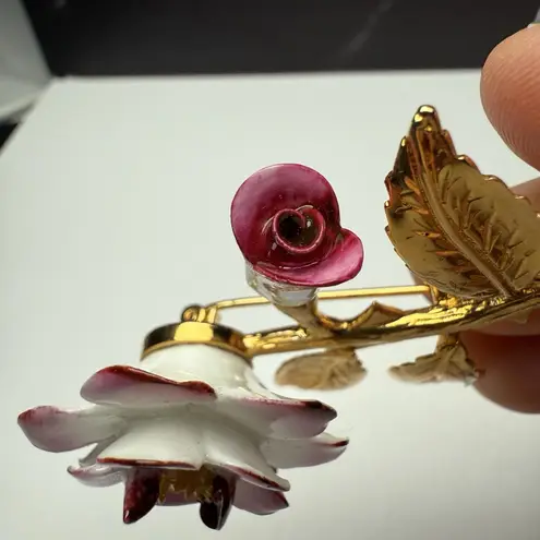 Pink & White Porcelain Rose Bud Flower Stem Brooch Pin Gold Tone Signed CR