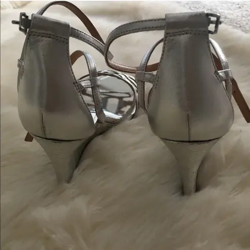 Badgley Mischka Hedy Wedges NWOT