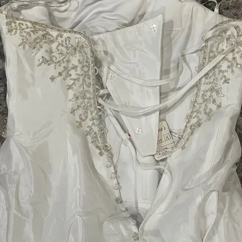 Size 18 Renates Signature Wedding Dress W/Shawl New Retail $1010 White