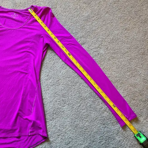 Athleta  Women's Top Size XS Long Sleeve Thumb Hole Scoop Neck High Low