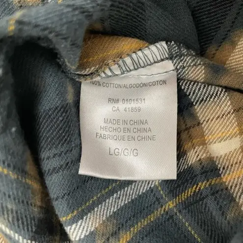 Star Wars Top The Mandalorian Grogu Baby Yoda Plaid Grunge Flannel Size Large