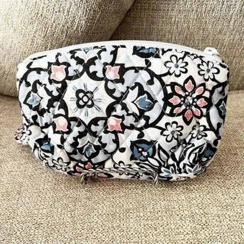 Vera Bradley  2 Pc Lisbon Medallion Makeup Bag w/ Mirror & ID Card Holder, NWOT!