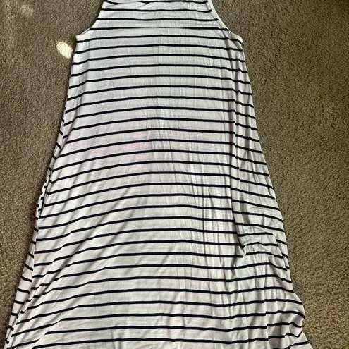 Melrose and Market Jersey Stretch Flowy Striped Dress