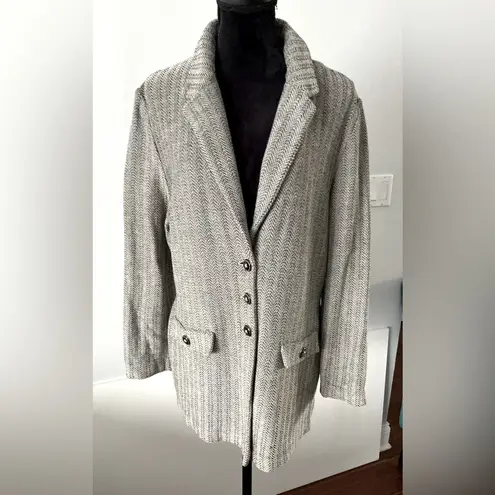 St. John DRESSY JACKET 🌹🌹