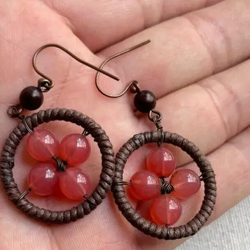 Vintage Red Agate/Wood Western Aztec Dangle Flower Round Earrings Wire Wrapped Pink