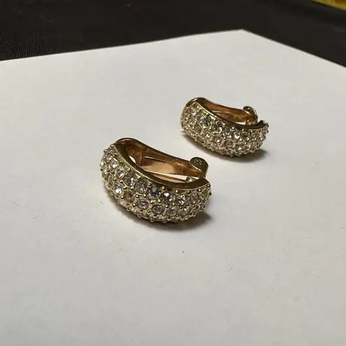 Roman Signed Rhinestone Gold Tone Clip On Earrings