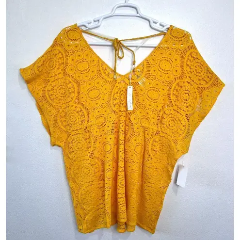 Sunshine 79 Womens Crochet Oversize Yellow Top V