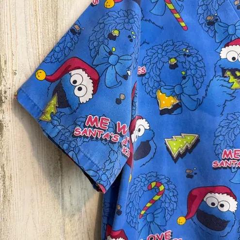 Sesame Street Vintage Large Cookie Monster Christmas Medical Scrub Top Nursing