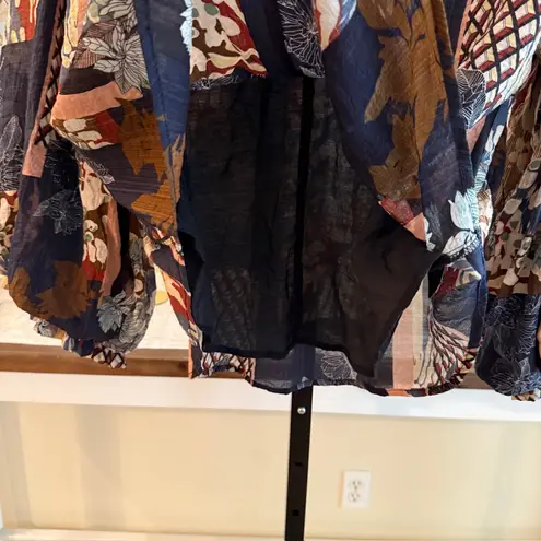 Patchwork Floral Boho Blouse Balloon Sleeve Tie Neck Oversized Fit Women’s Small Blue