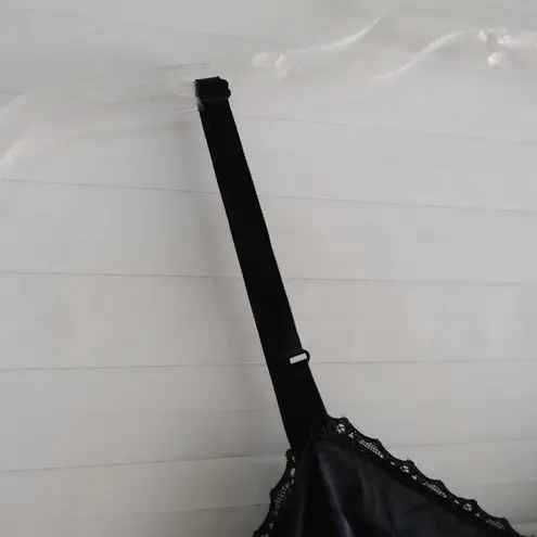 Vanity Fair Vintage Black Sheer Lace Chemise