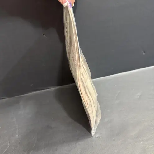 On The Go Hosiery Control Top Pantyhose Panty Hose Stockings Size 2 Nude New