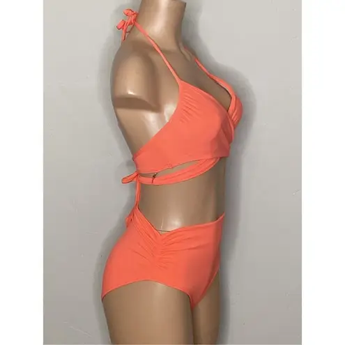 Carmen Marc Valvo New. Carmen Marc Volvo orange bikini. XS-top/S-bottom Retails $168