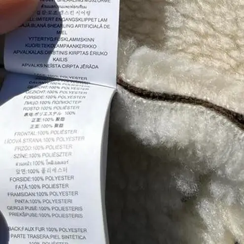 Michael Kors  suede sherpa lined jacket with faux leather trims. 
Women’s M - Image 6