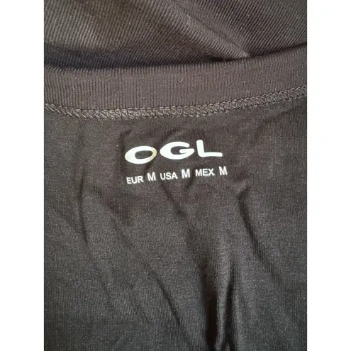 NWT OGL Eco Skin Kiss Elavated V Neck Ruched Short Sleeve Black Brami Tee Medium