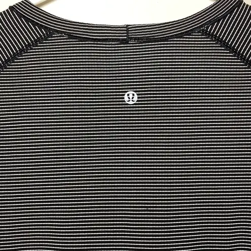 Lululemon  | Swiftly Tech Long Sleeve Crewneck Striped Active Tee Black/White 10