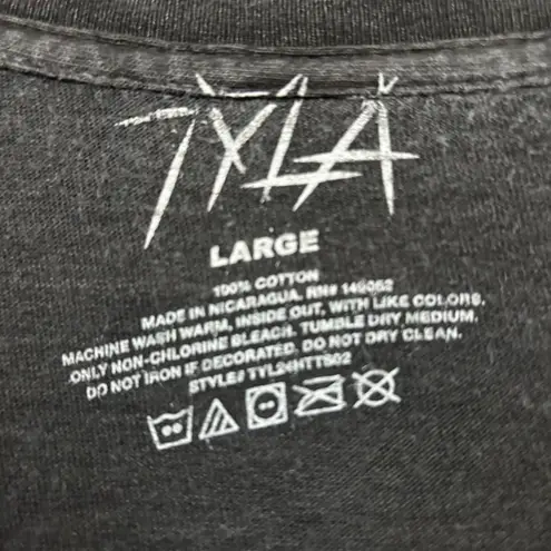 Tyla Demin Outfit Water Poster Oversized Tee L