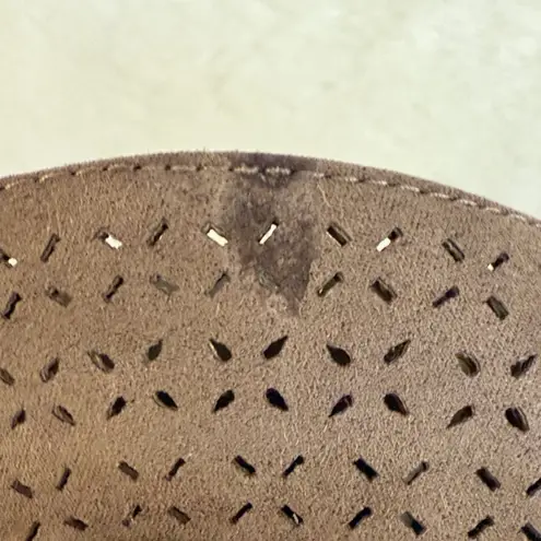 Violet & Red Jackson Lazer Cut Topline Booties In Taupe Faux Suede Tan Size 7.5