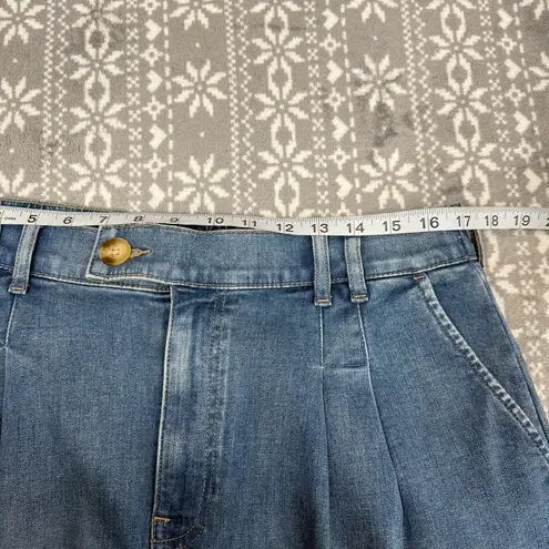 NWT Upwest Pleated Front High Waisted Denim Shorts Light Wash Size Large Blue