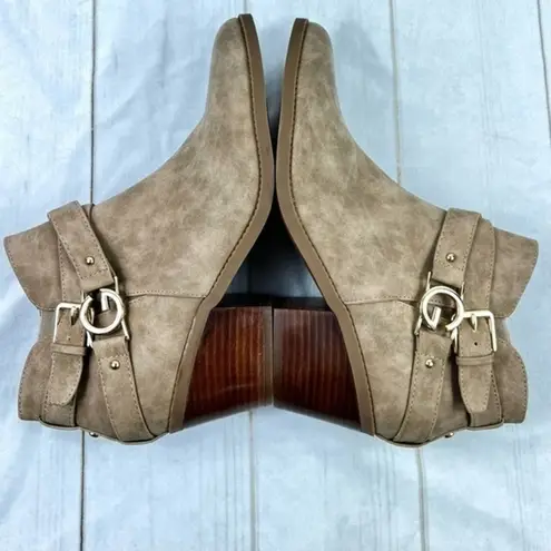G by Guess GBG Guess Dusty N2 Ankle Boot Tan size 10
