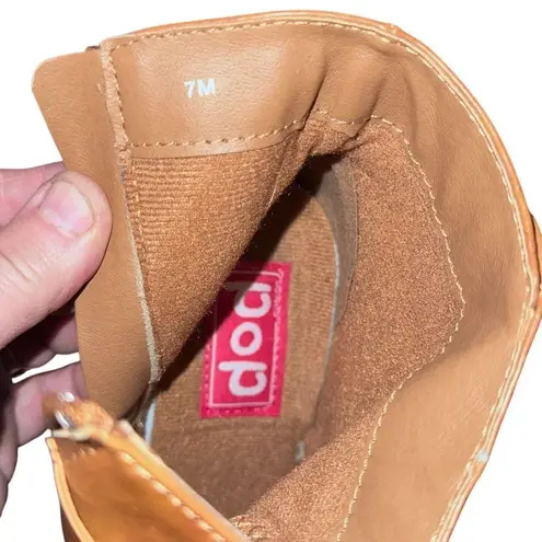 NWOB Pop Peeler Leather Ankle Boots size 7M Brown