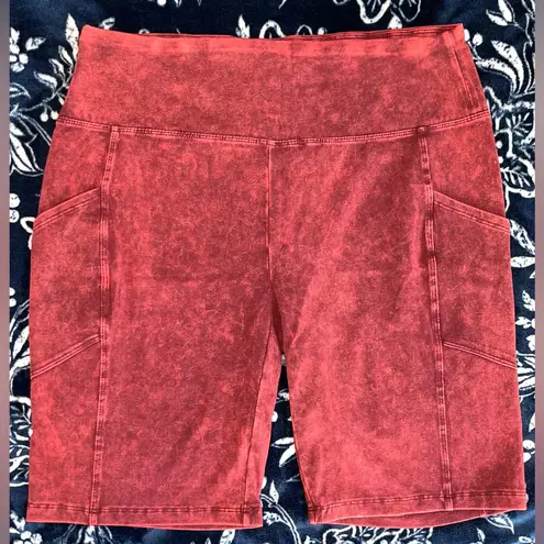 Zenana Outfitters NEW! Plus Size Mineral Wash Biker Shorts w/ Pockets 2X Waist 16-19”