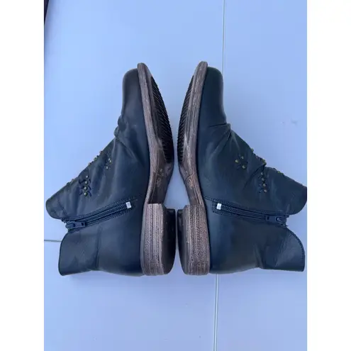 Miz Mooz New York City Black Leather Studded Ankle Boots Size 36