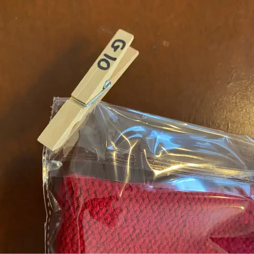 Boston Proper Red Sequin Cable V Neck Sweater Size xl Christmas holiday Winter