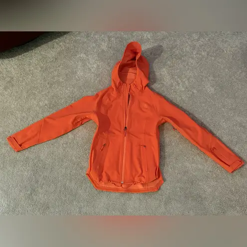 The North Face NEW!  Apex Flex GORE-TEX Jacket Women’s XS Cayenne Red Waterproof