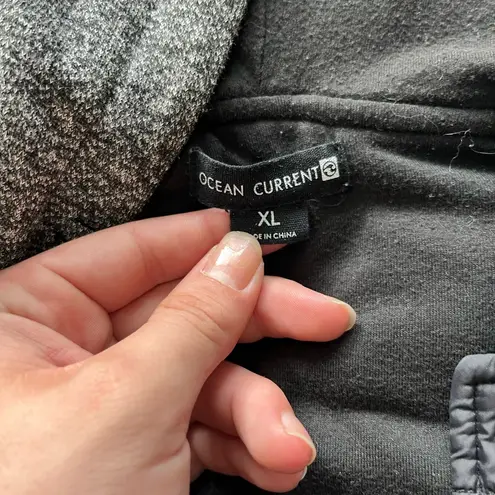 Ocean Current Women’s Puffer Jacket XL Black Gray Two Tone Button Up Hoodie Y2K