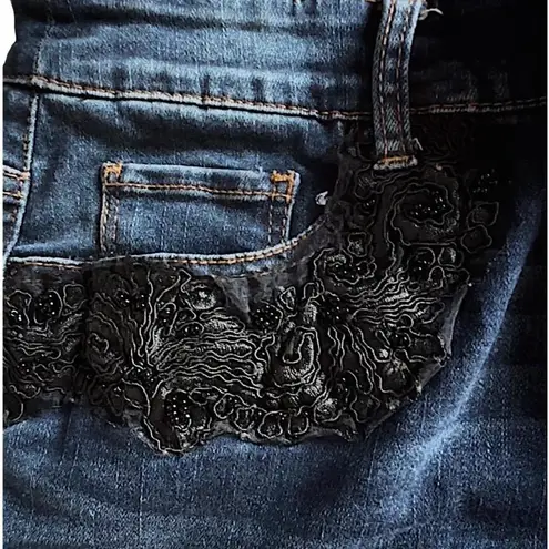 Chico's Platinum Jeans Womens Dark Wash Relaxed Ankle Embellished Beaded Size 0