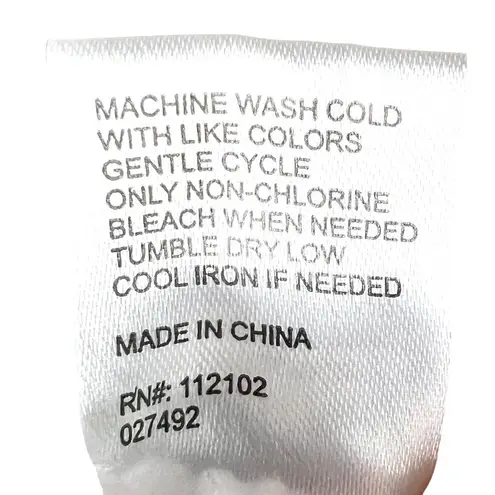 Jane & Bleecker Knit Cat Face Slippers Pom