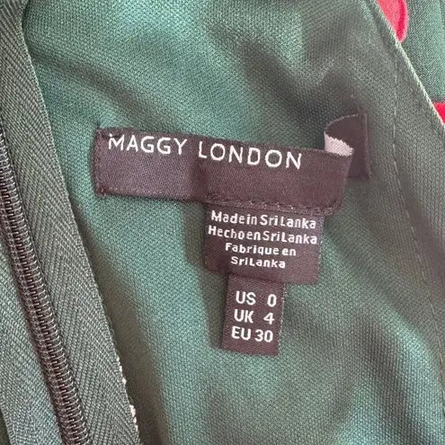 Maggy London Green Floral Cropped Wide Leg Halter Jumpsuit Sleeveless NWOT 0