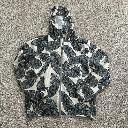 Herschel Supply Company Herschel cream & green leaf print lightweight rain jacket size M