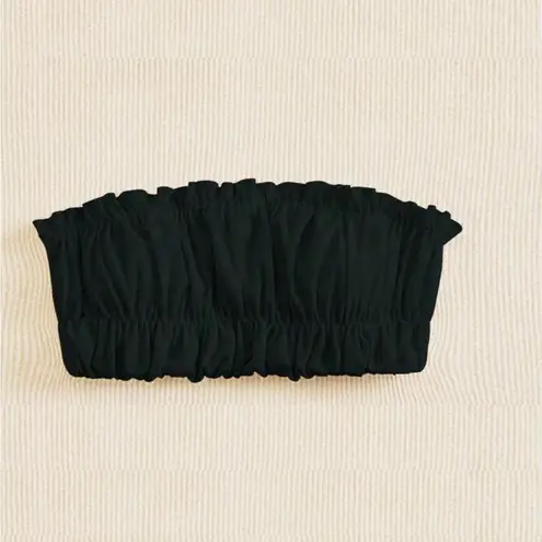 SheIn Ruched Bust Frill Trim
Bandeau Bikini Top
Black / 12(XL)