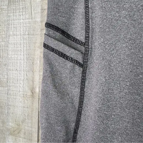 Leggings Park Gray S/M Cropped Leggings Side Pockets Size undefined