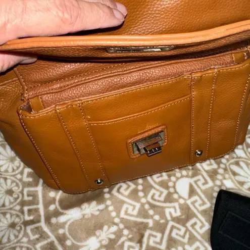 Roma  Leathers R or L Lock, 4 Keys Concealed Carry Crossbody - Tan